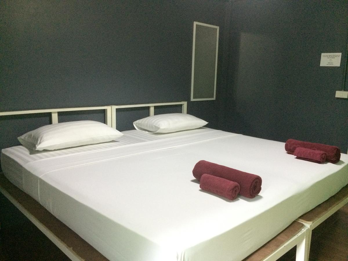 Loft Suanplu Hostel Bangkok