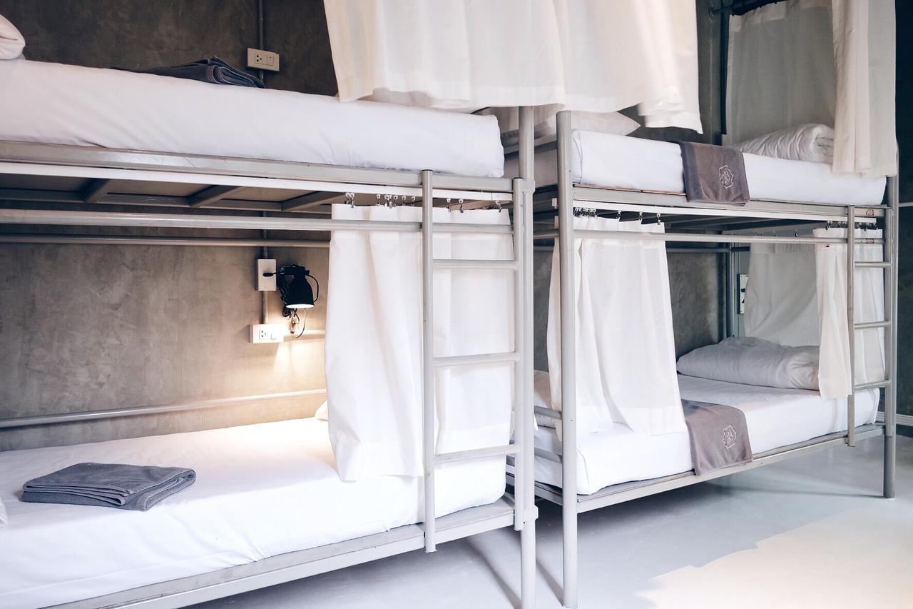 2w Bangkok