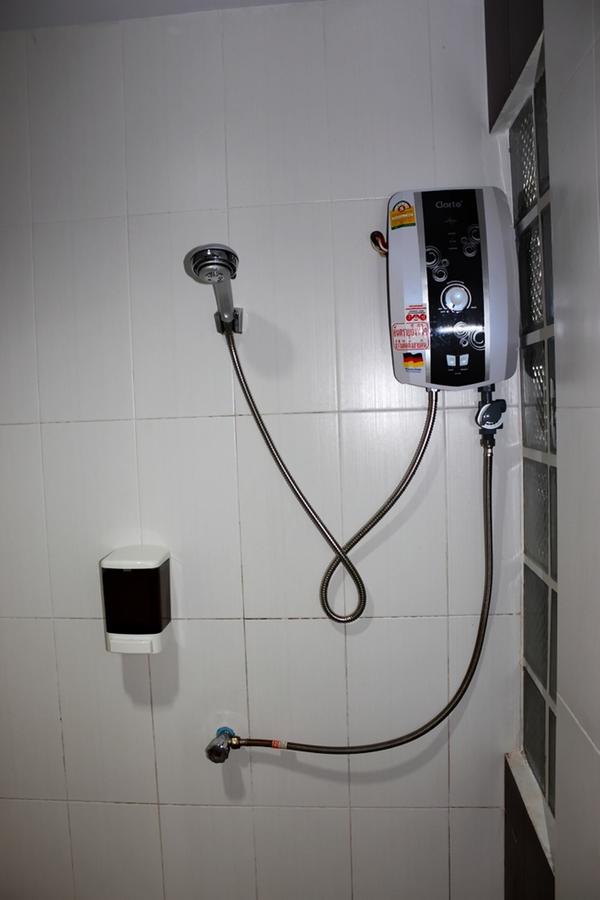 Base (adults Only) Asrama