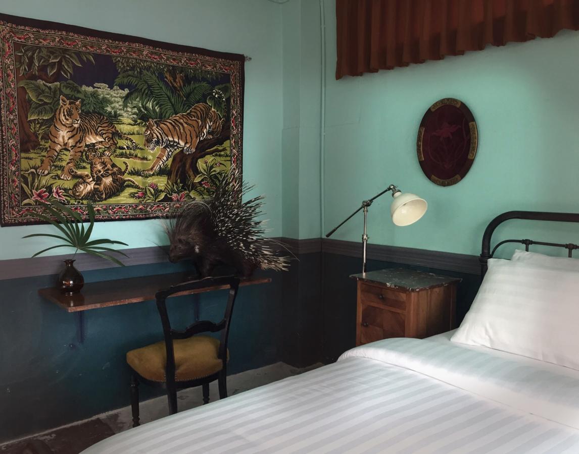 The Mustang Nero Bed & Breakfast *