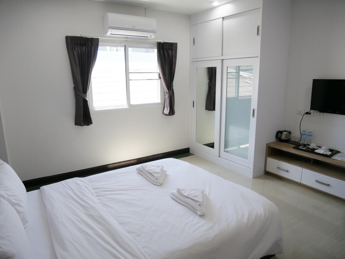 Room58 * Bangkok