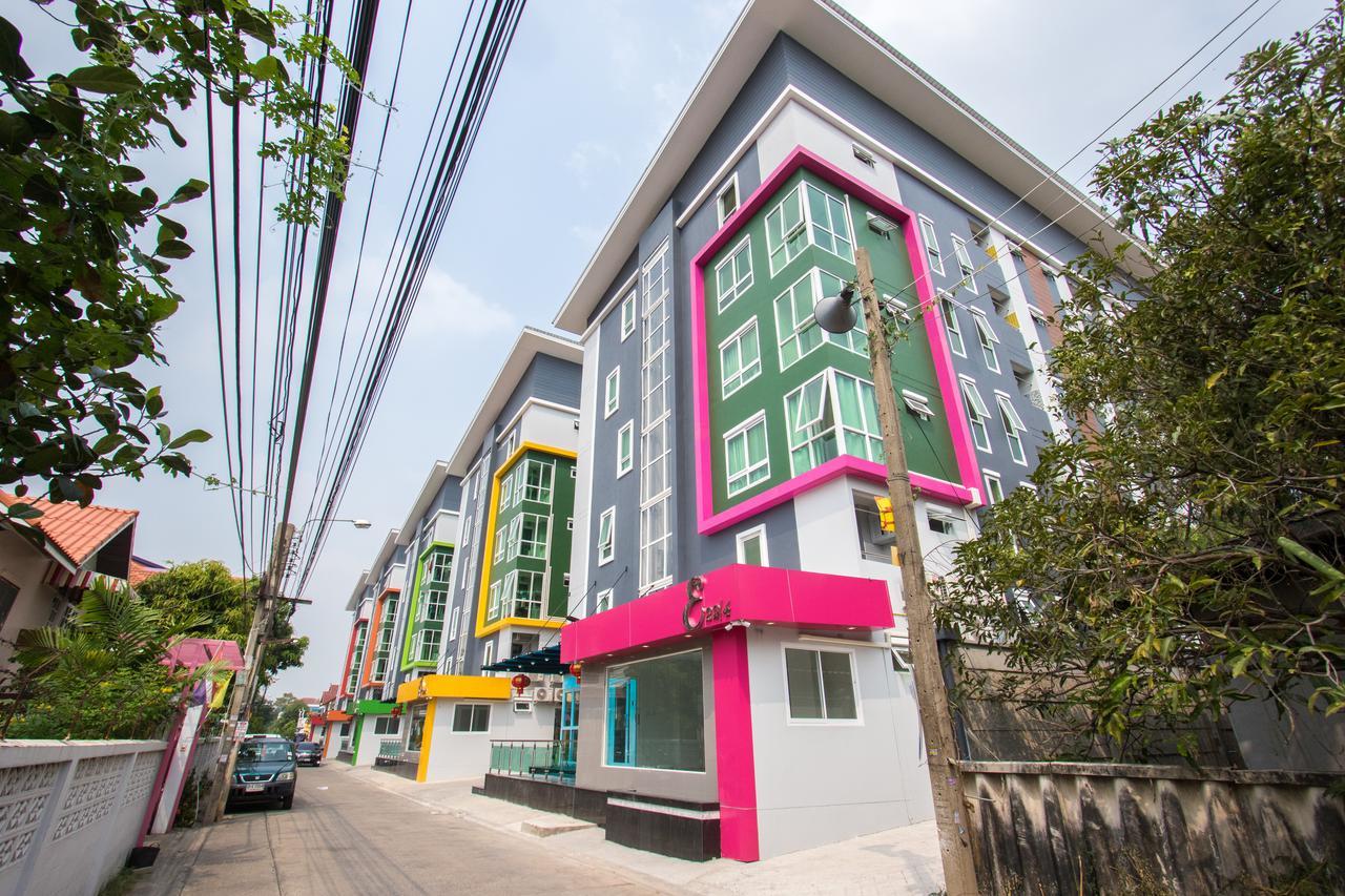 Hotel B-your Don Mueang Airport 4*