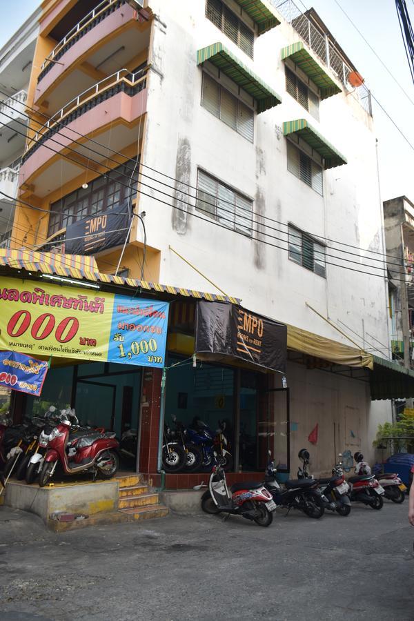 Empo At 30 Onnut Hostel