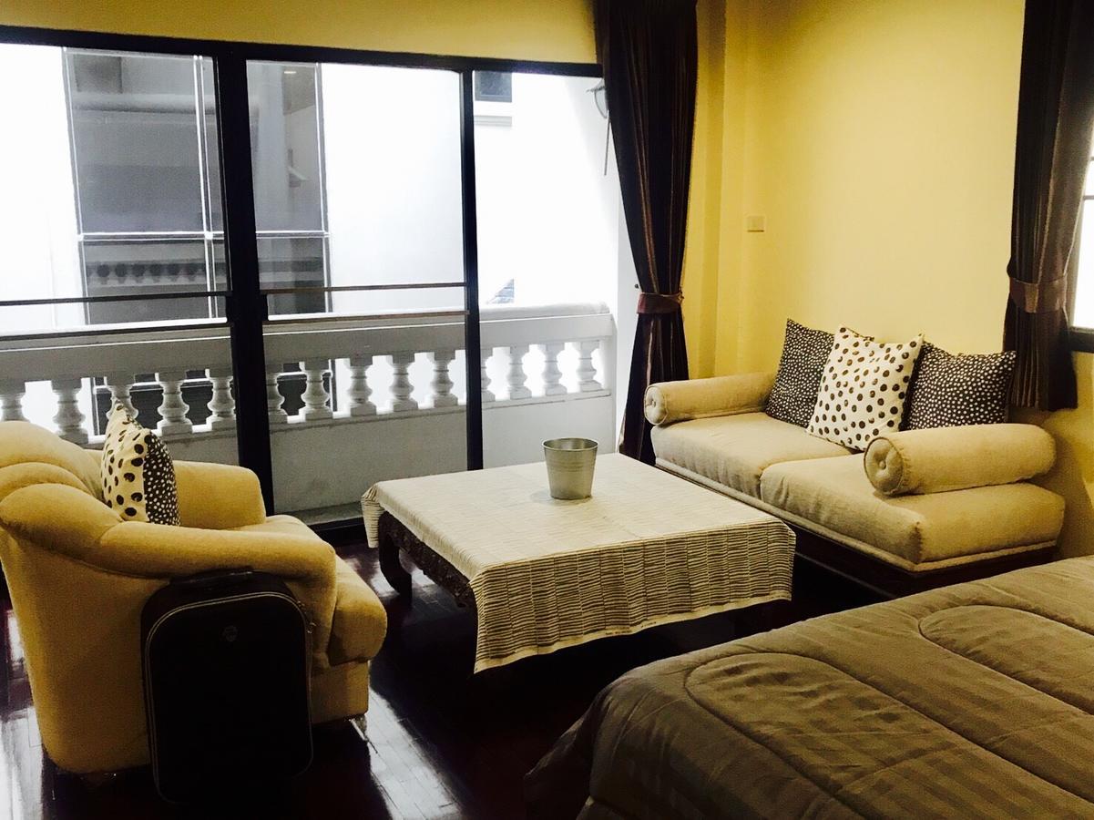 Mangosteen Sukhumvit Guest house