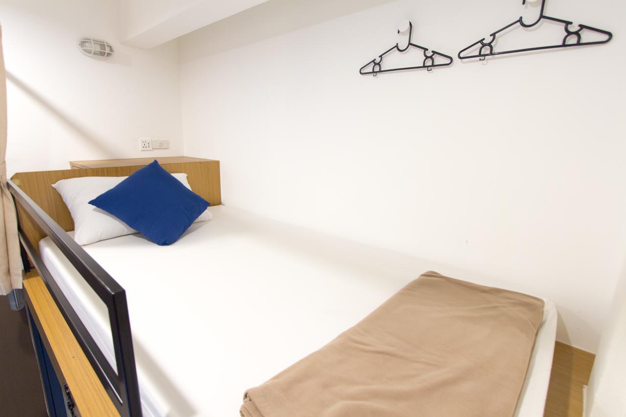 Pier 49 Hostel *