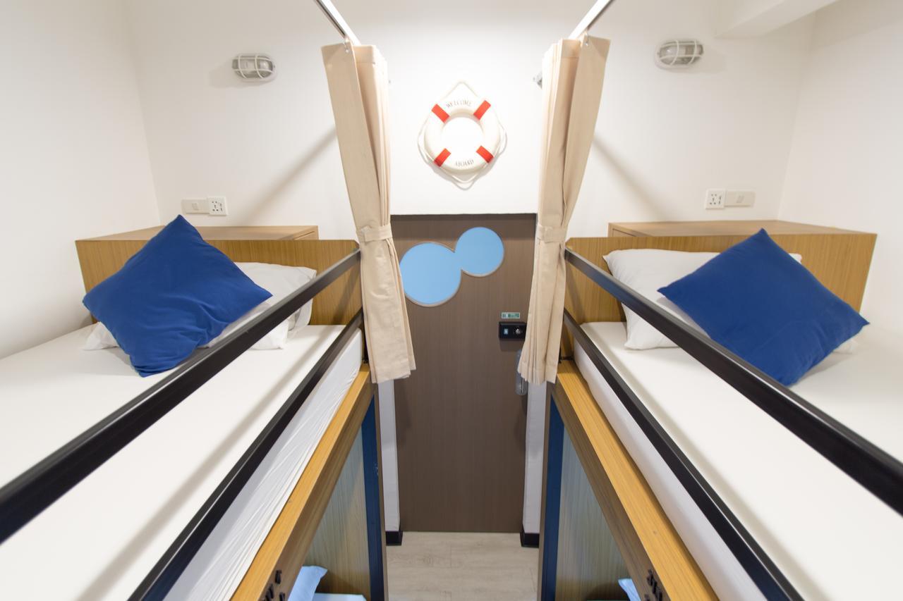 Hostel Pier 49
