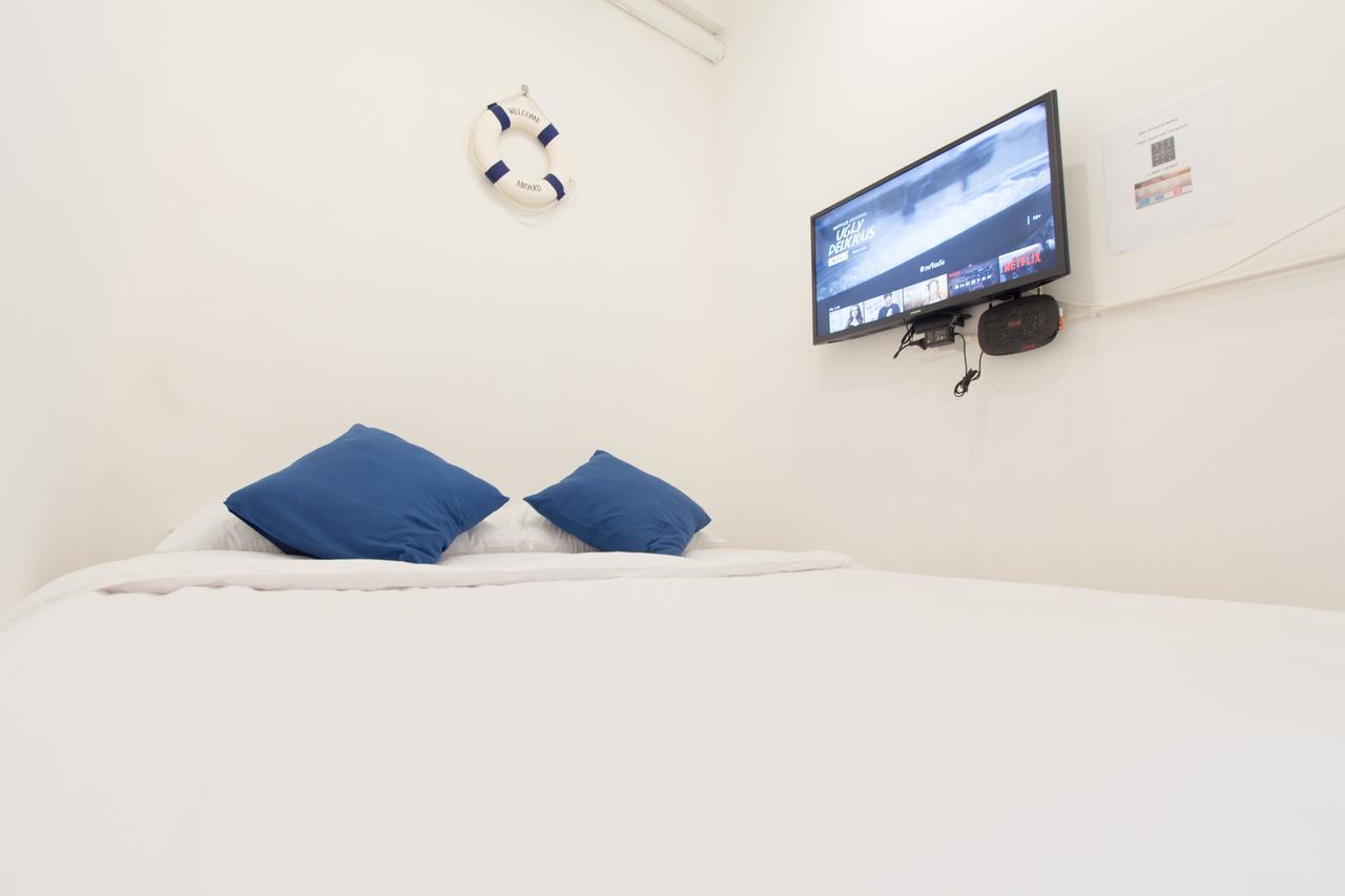 Hostel Pier 49