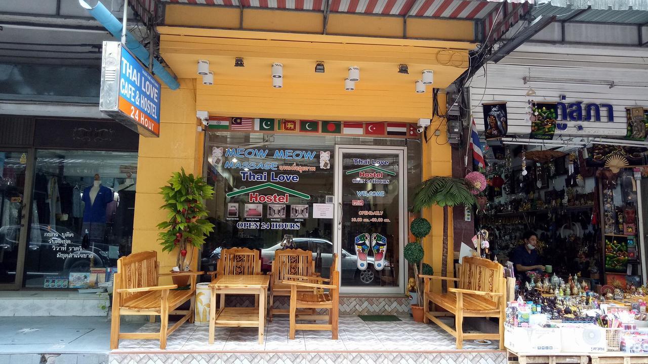 Thai Love Cafe & * Bangkok
