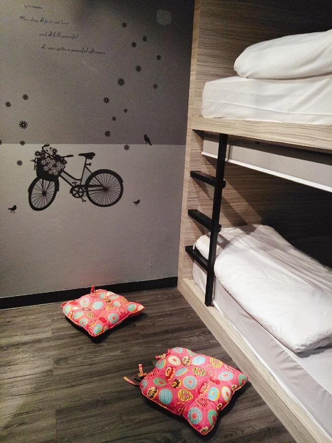 Badu Sukhumvit Homestay *