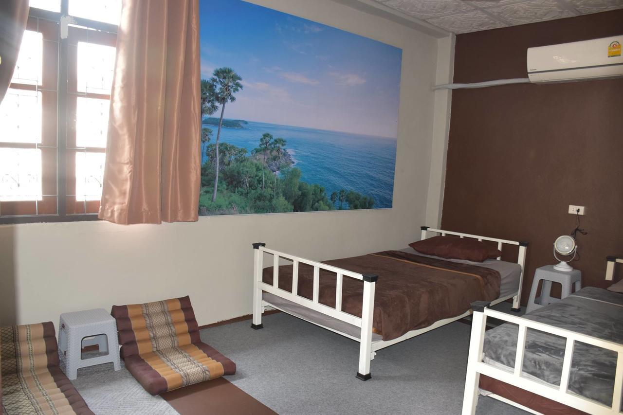 Empo At 30 Onnut Hostel *