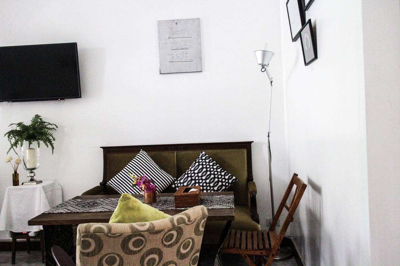 Aster 9 House Bed & Breakfast *