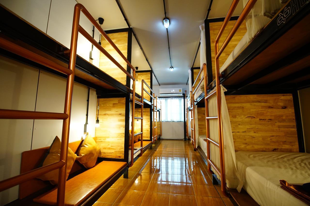 Hostel Sleep Owl Bangkok