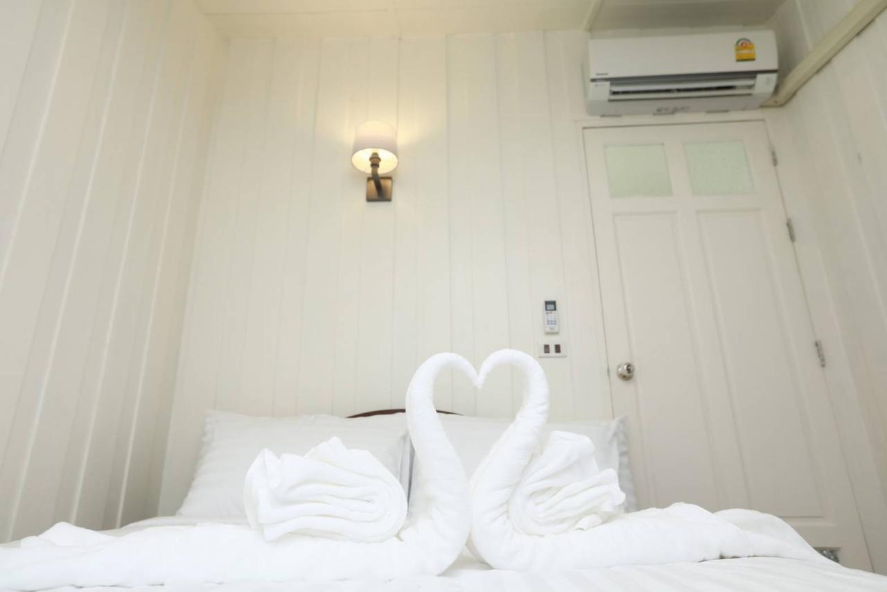 A Sleep Charoenkrung63 *