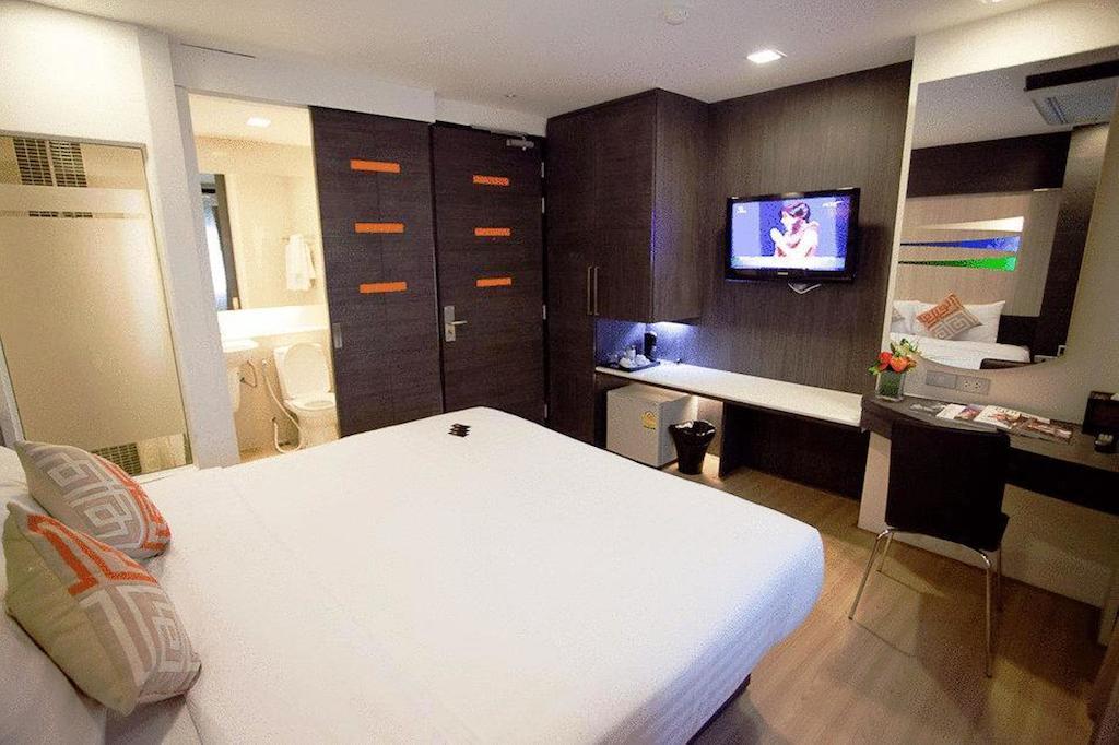 Studio Sukhumvit 11