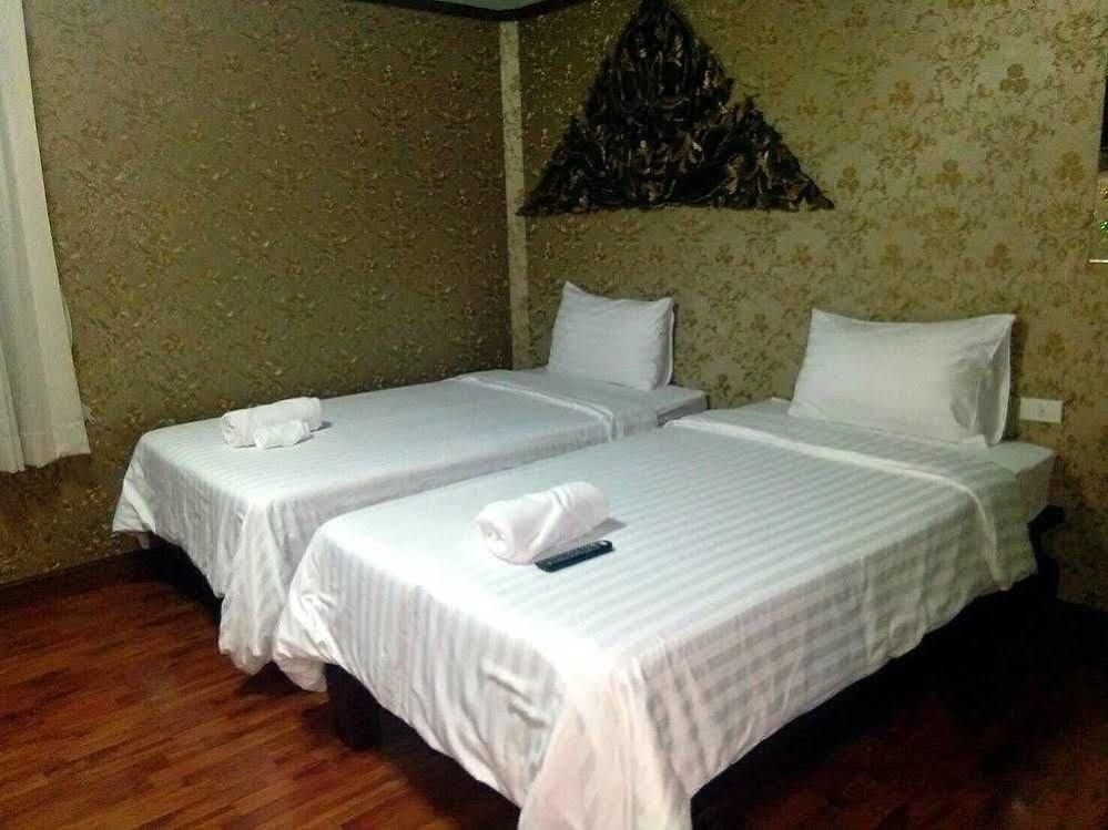 Montri Donmuang 2*