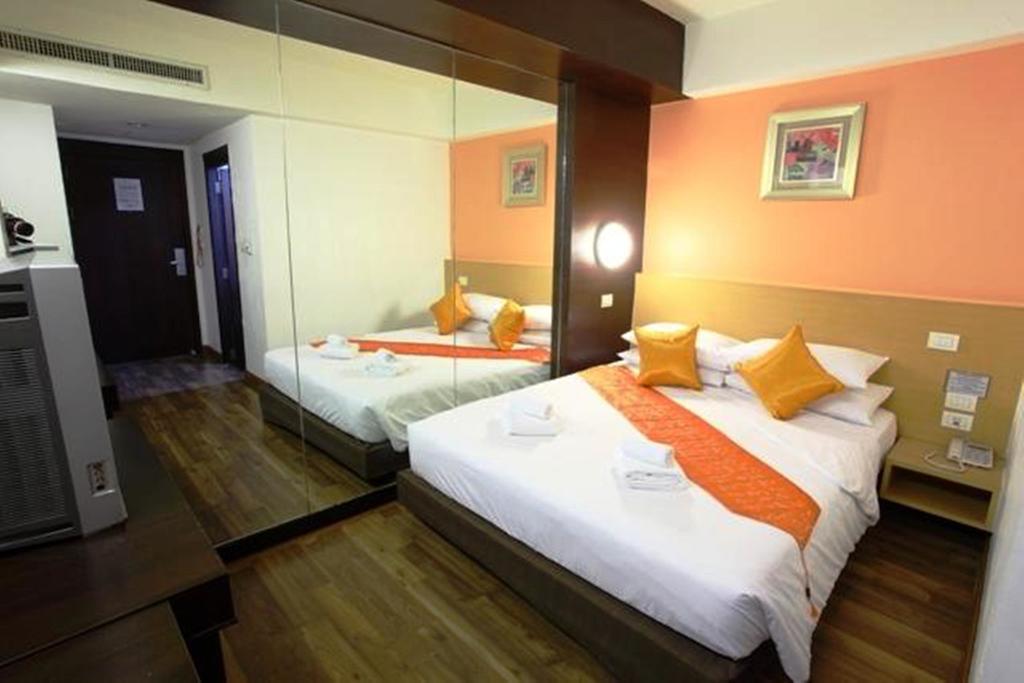 Inn Ever Rich Bangkok