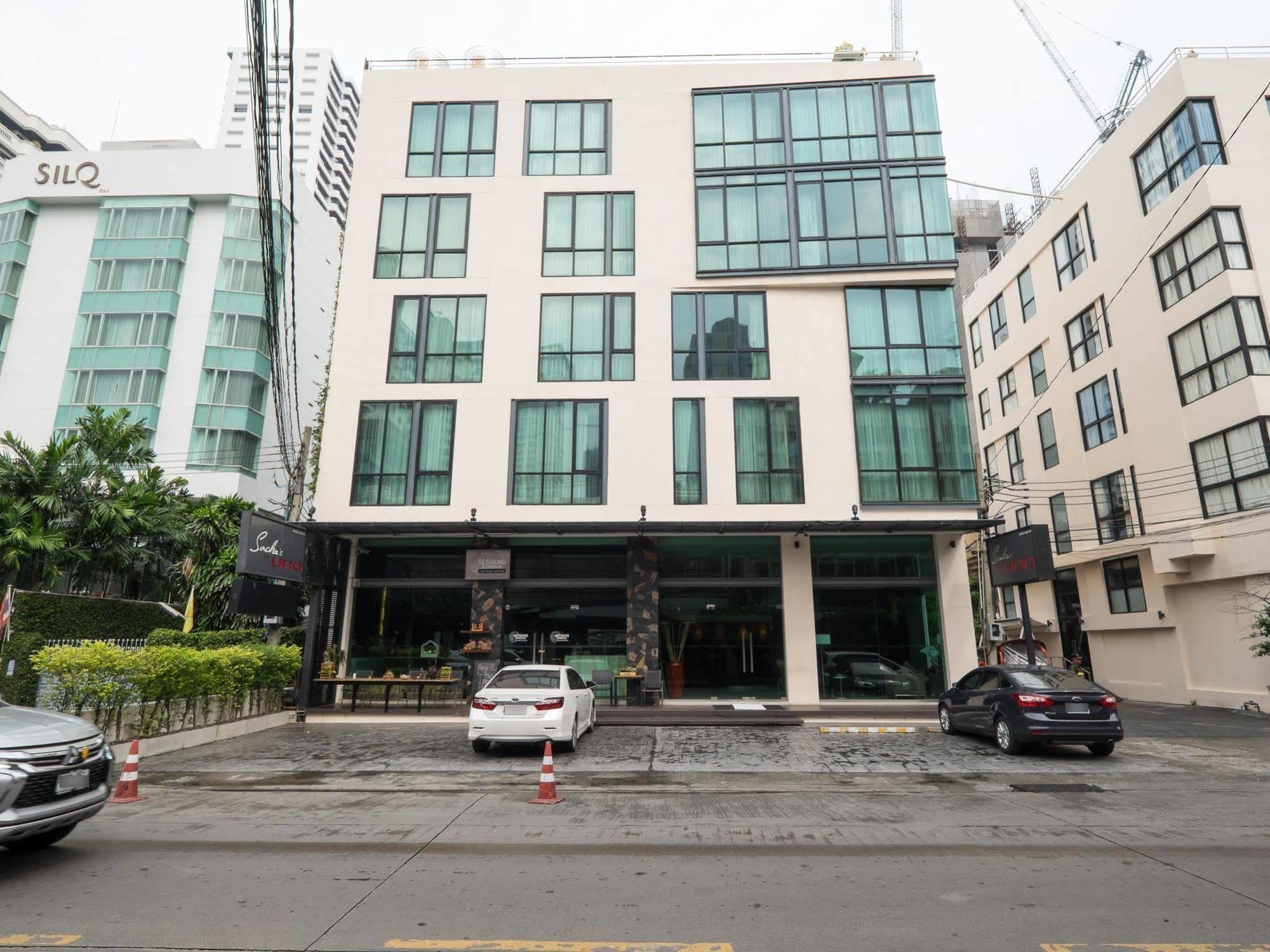 Sacha's Uno Sha Hotel