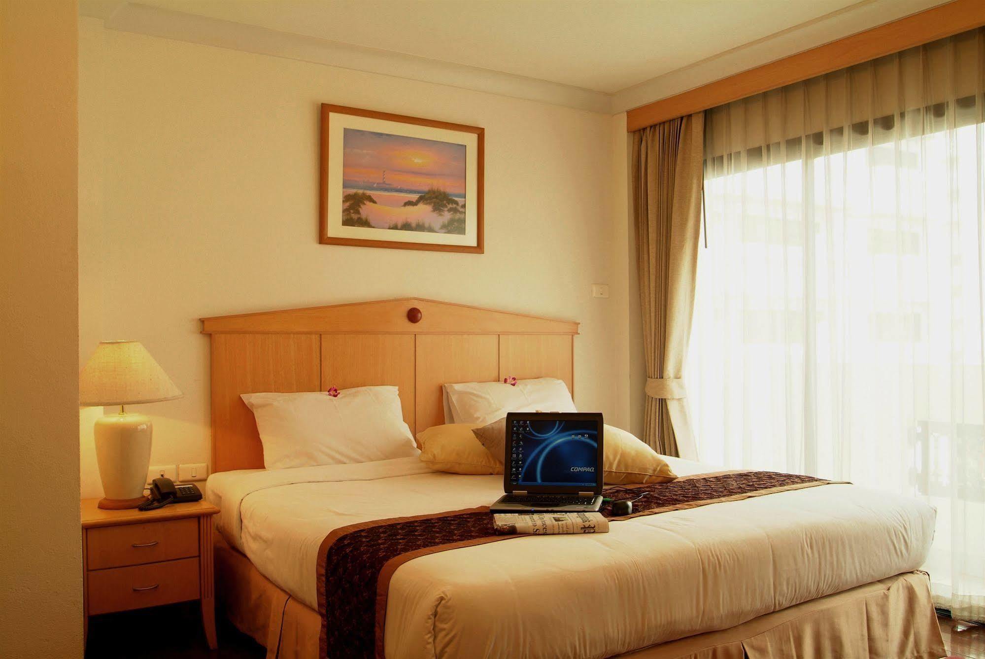 Admiral Hotel Bangkok