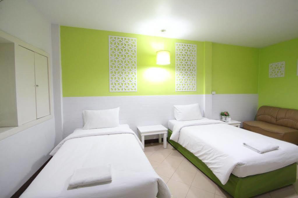 Preme Hostel *