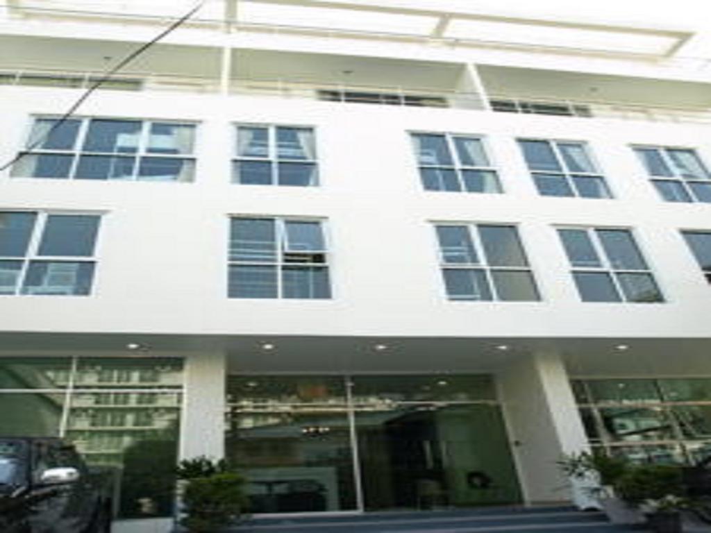 Hostel The At Fifty