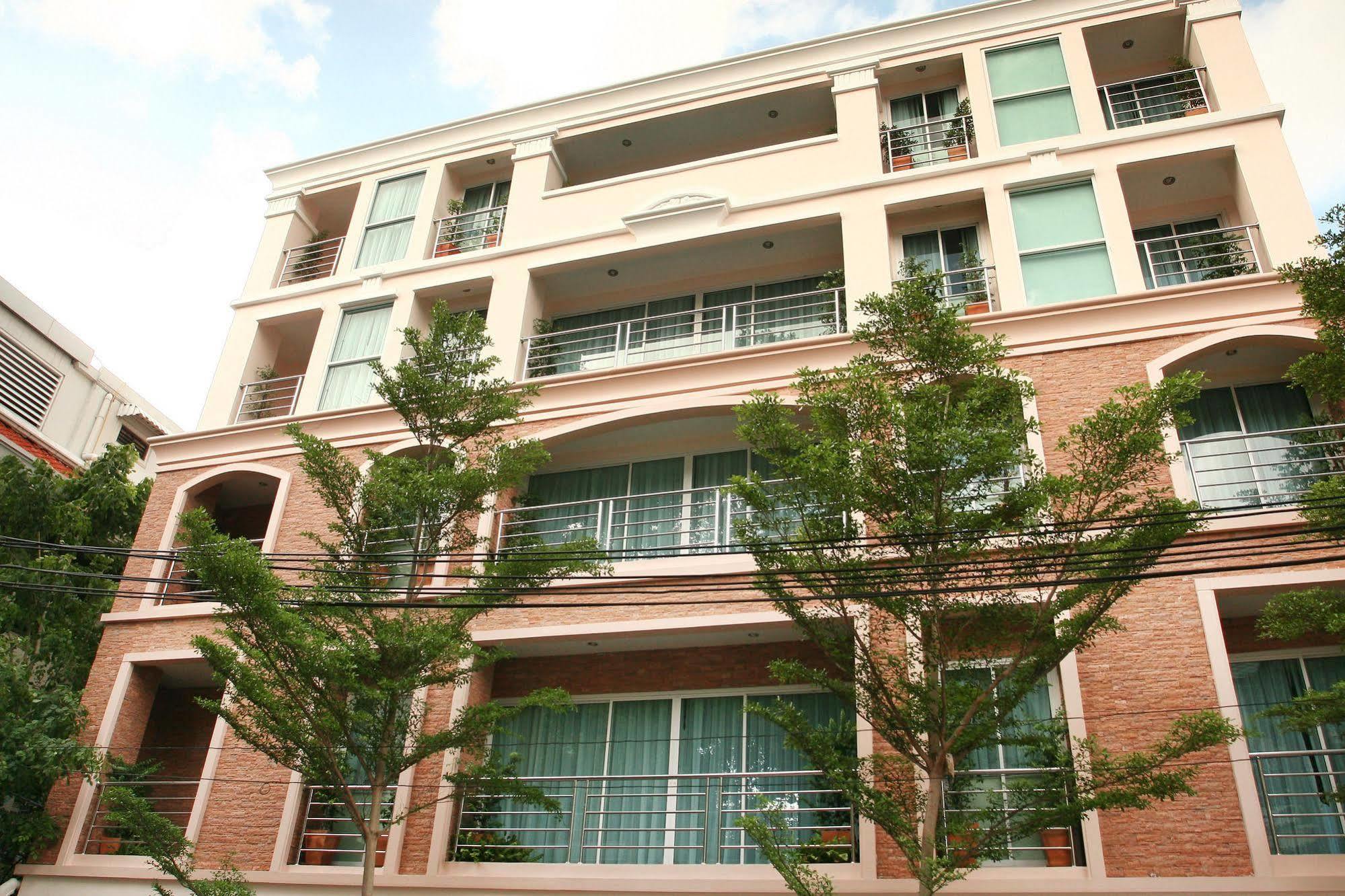 Mirth Sathorn Hotel