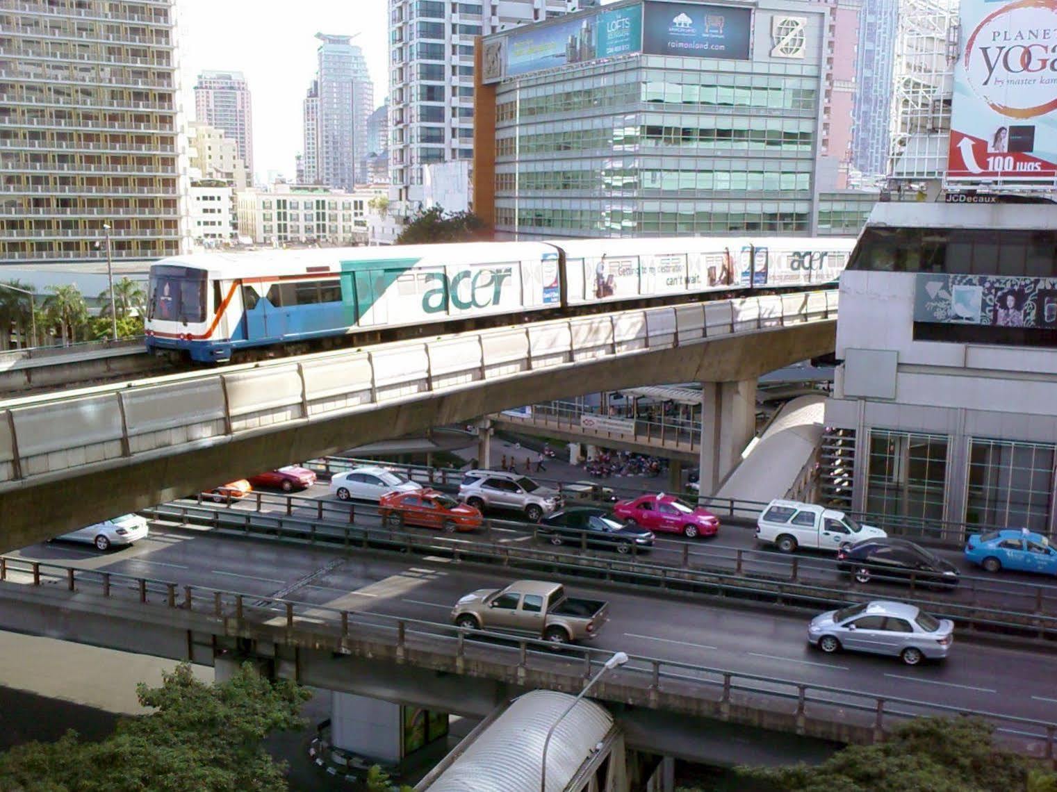 Hotel Mirth Sathorn Bangkok