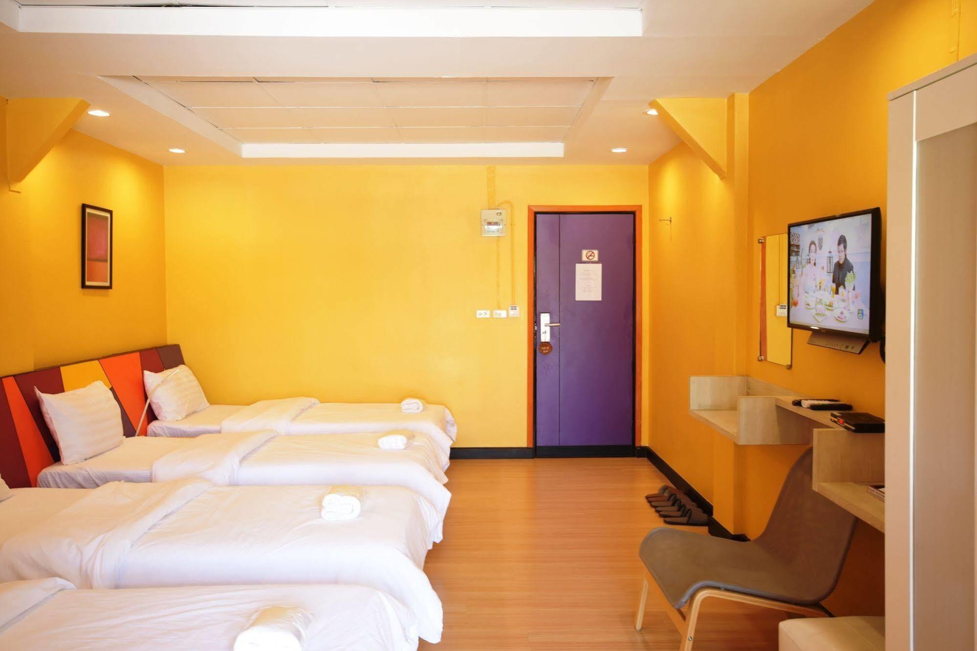 Room@vipa Hostel Bangkok