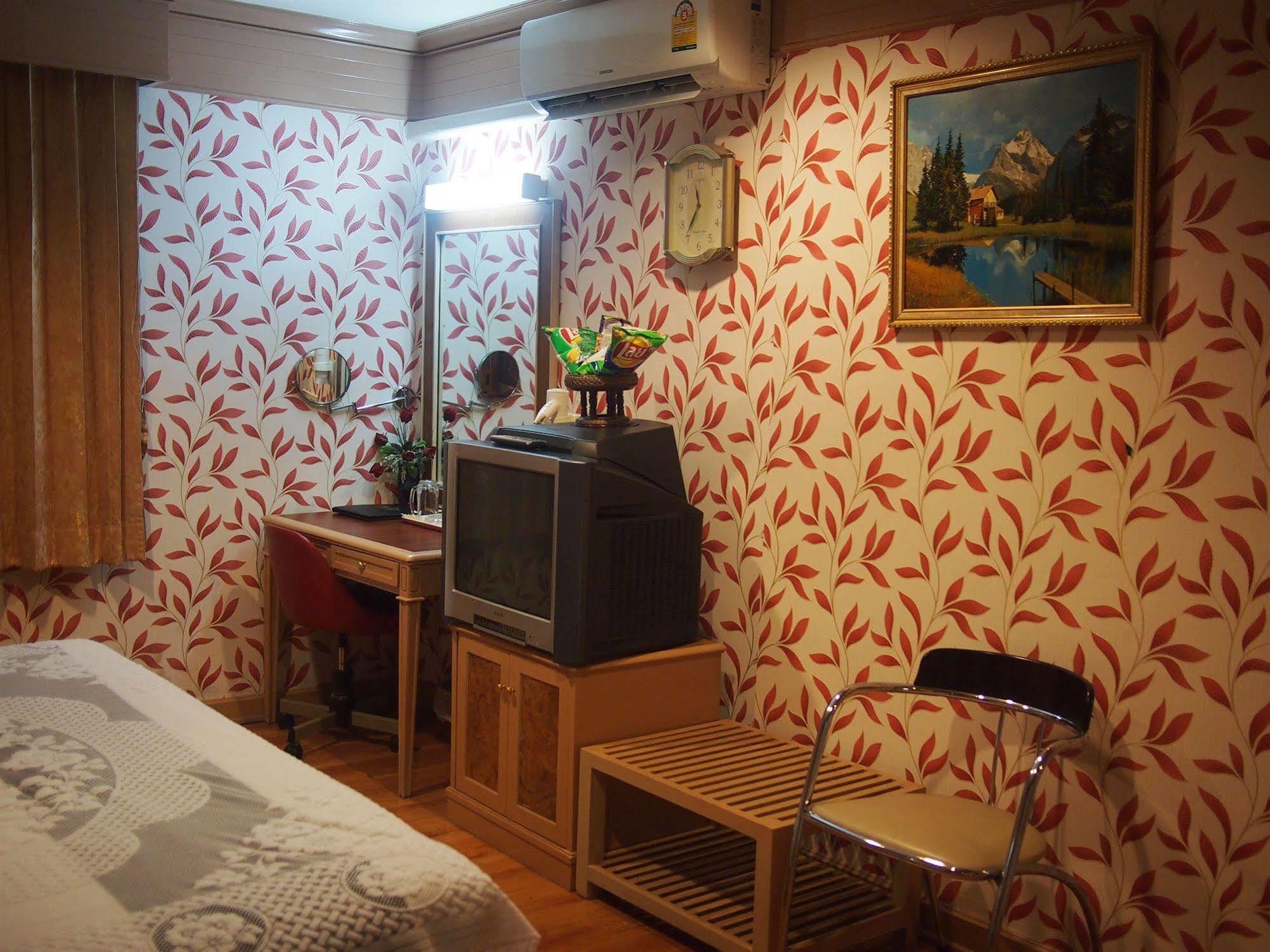 Herberg Parkway 3*