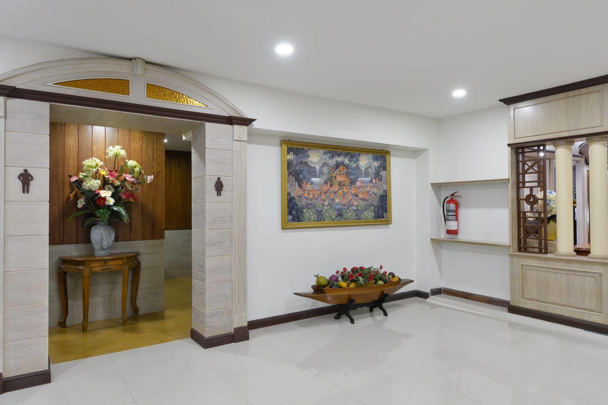 Palace Bangkok