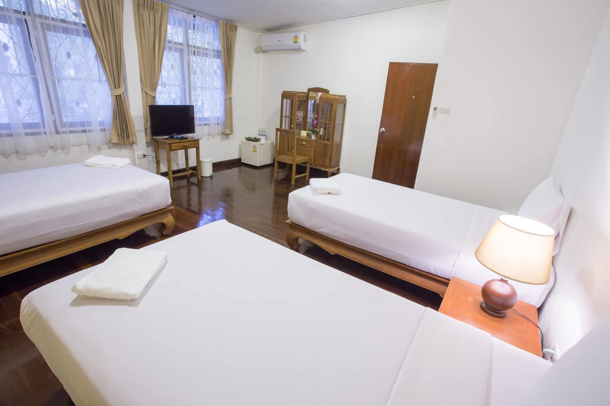 Hotel The Bangkokians City Garden 2*