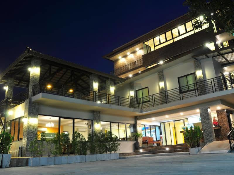 The Bloom @ Suvarnabhumi Aparthotel 3*