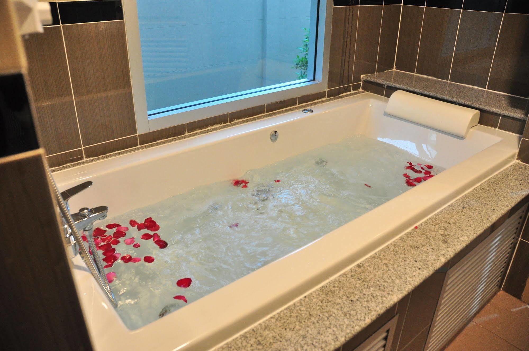 Aparthotel The Bloom @ Suvarnabhumi Bangkok