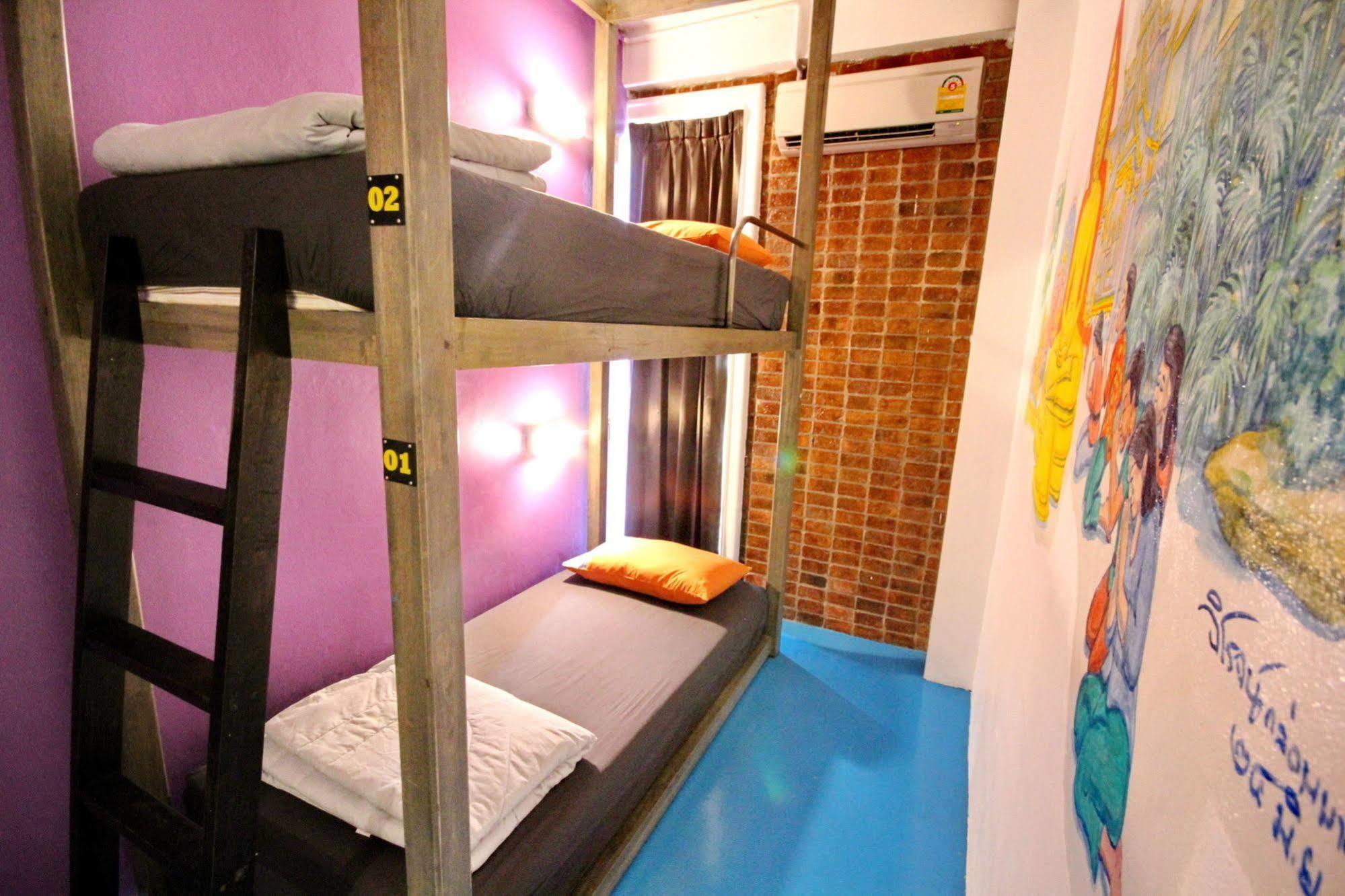 Chic Hostel *