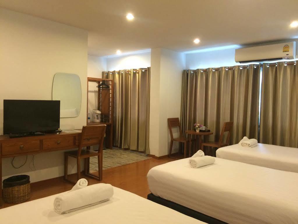 Double Dd House At Mrt Sutthisarn * Bangkok