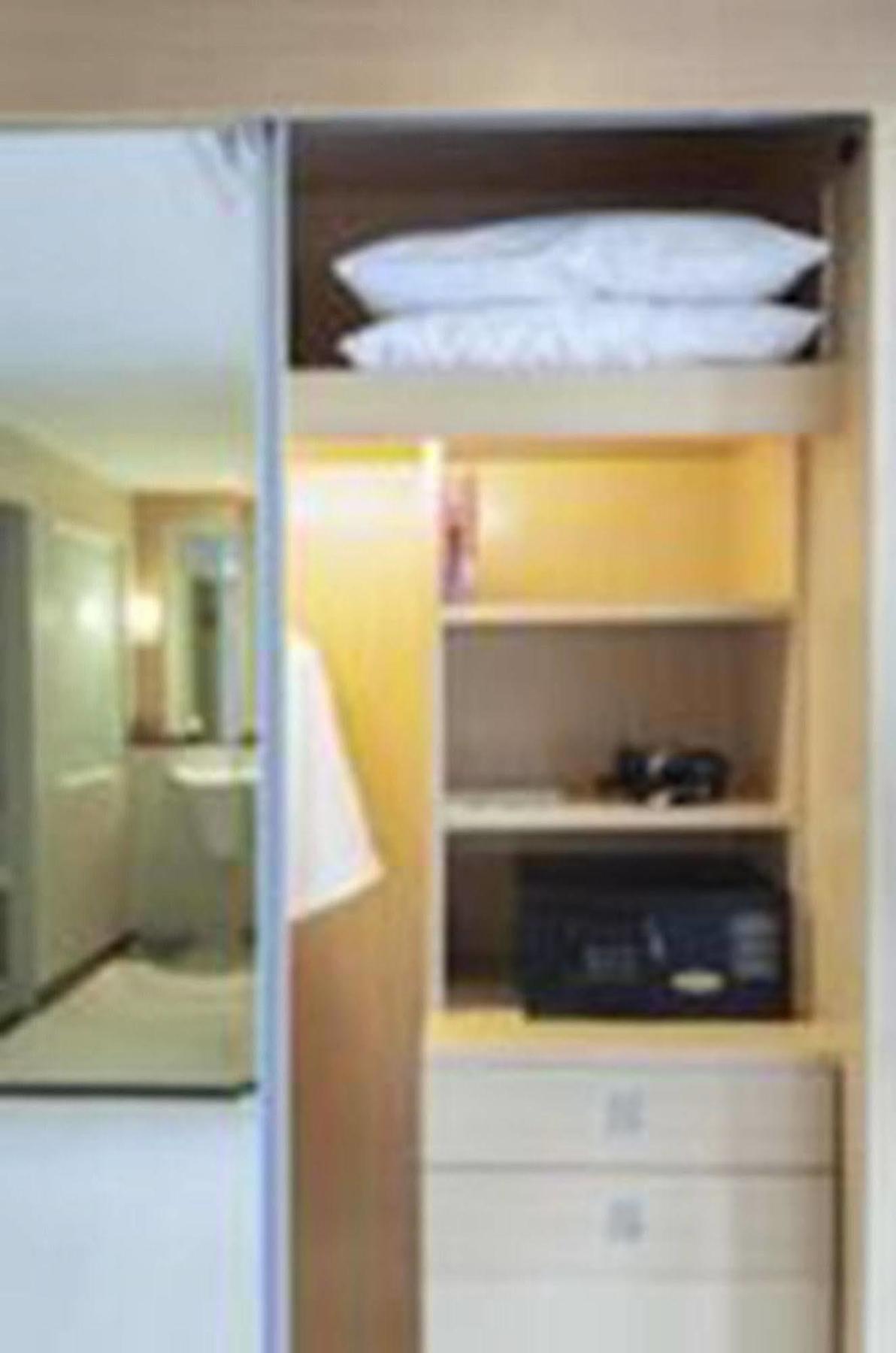 Hotel Solo, Sukhumvit 2, - Sha Extra 4*
