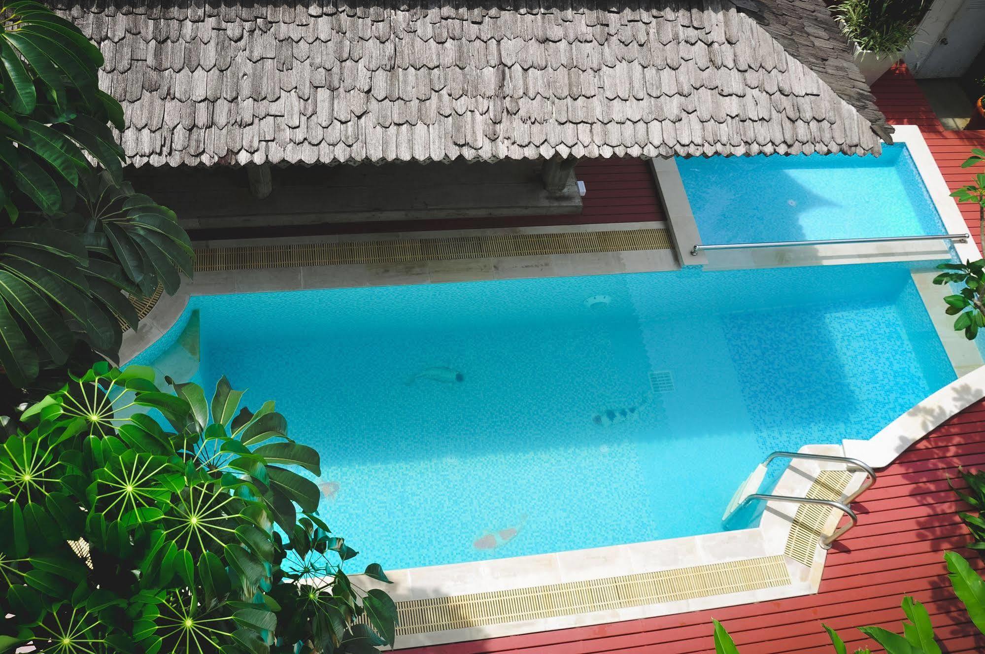 Charlie House Pin Klao Hotel 3*