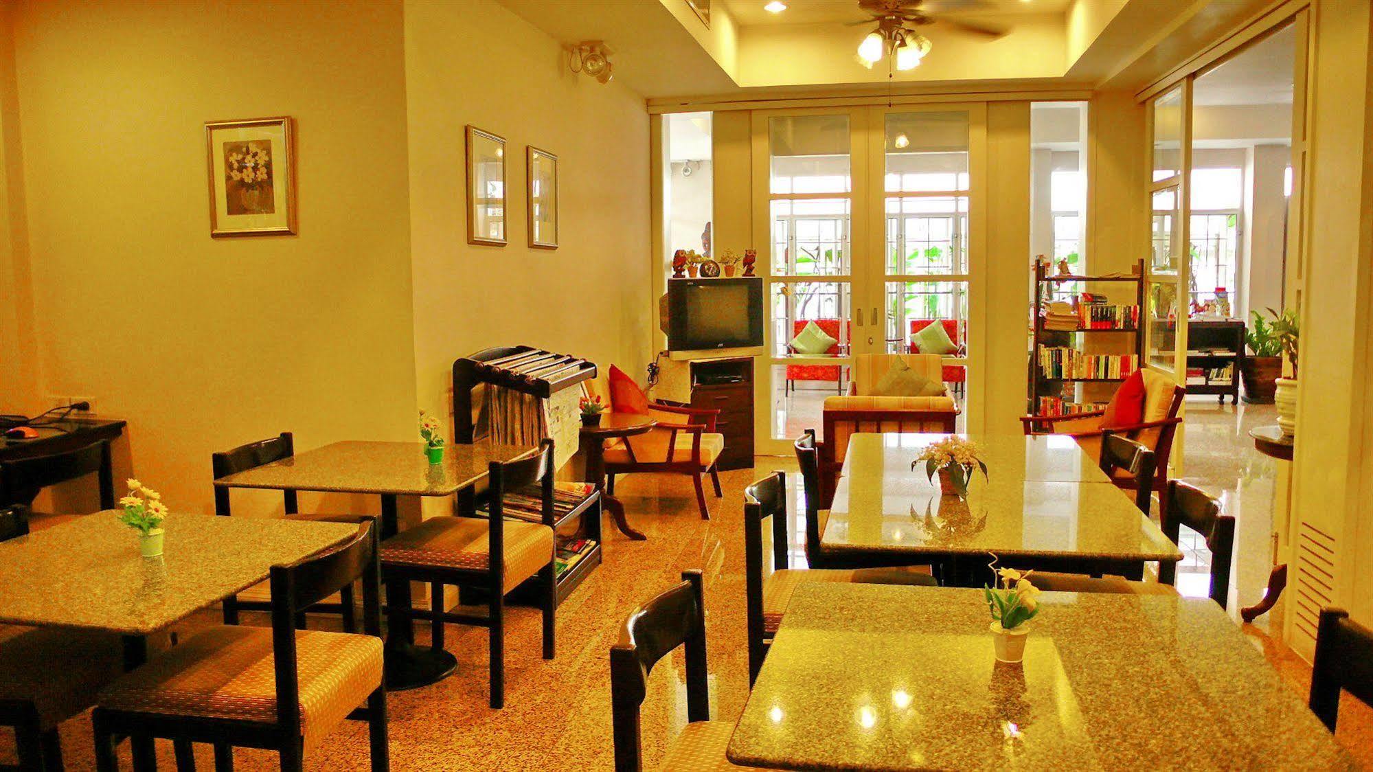Apartment The Sunrise Bangkok