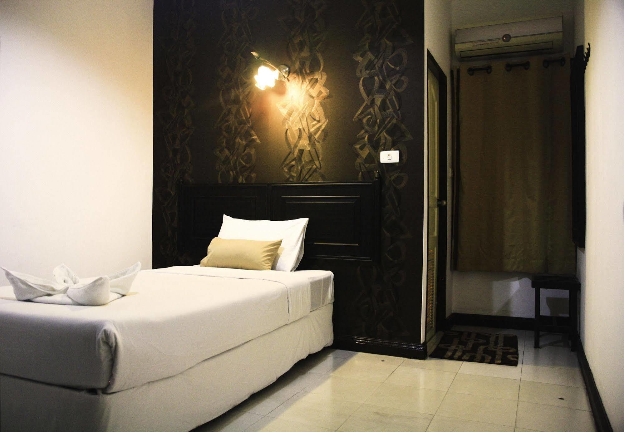 Erawan House Guest house