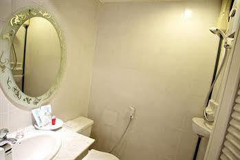 Hotel House