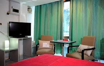Hotel House 3*