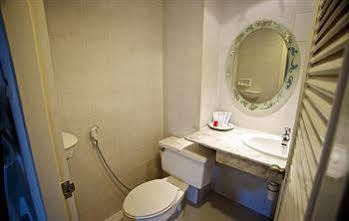 House 3*