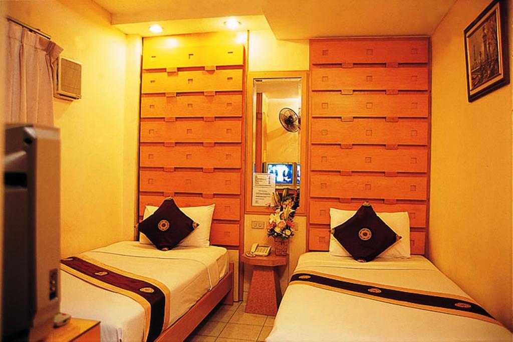 Sam's bahay-panuluyan 2*