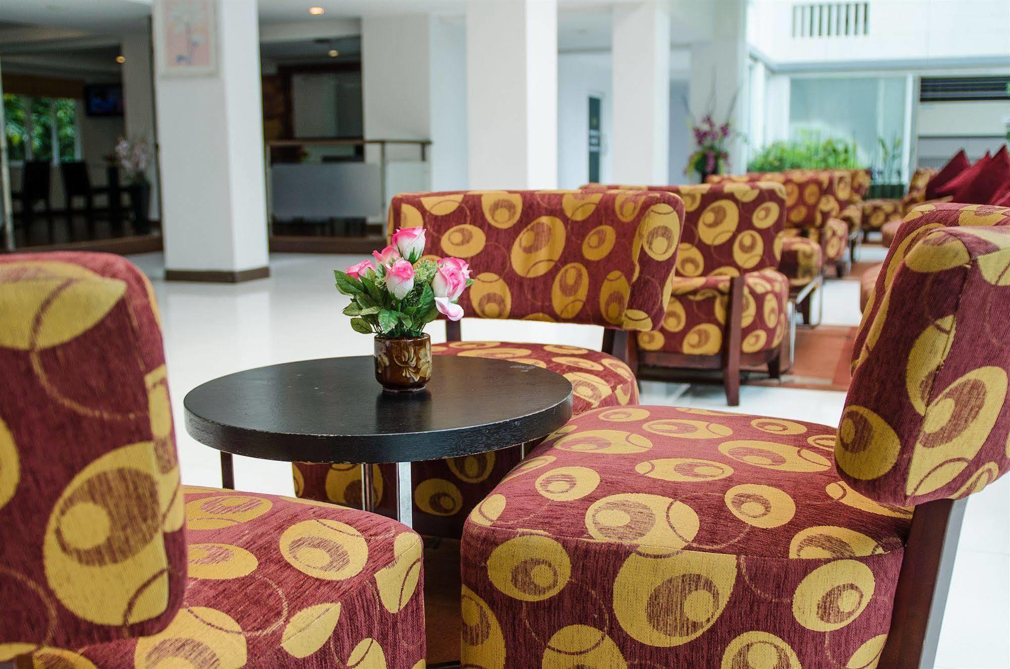 The Platinum 5* Bangkok