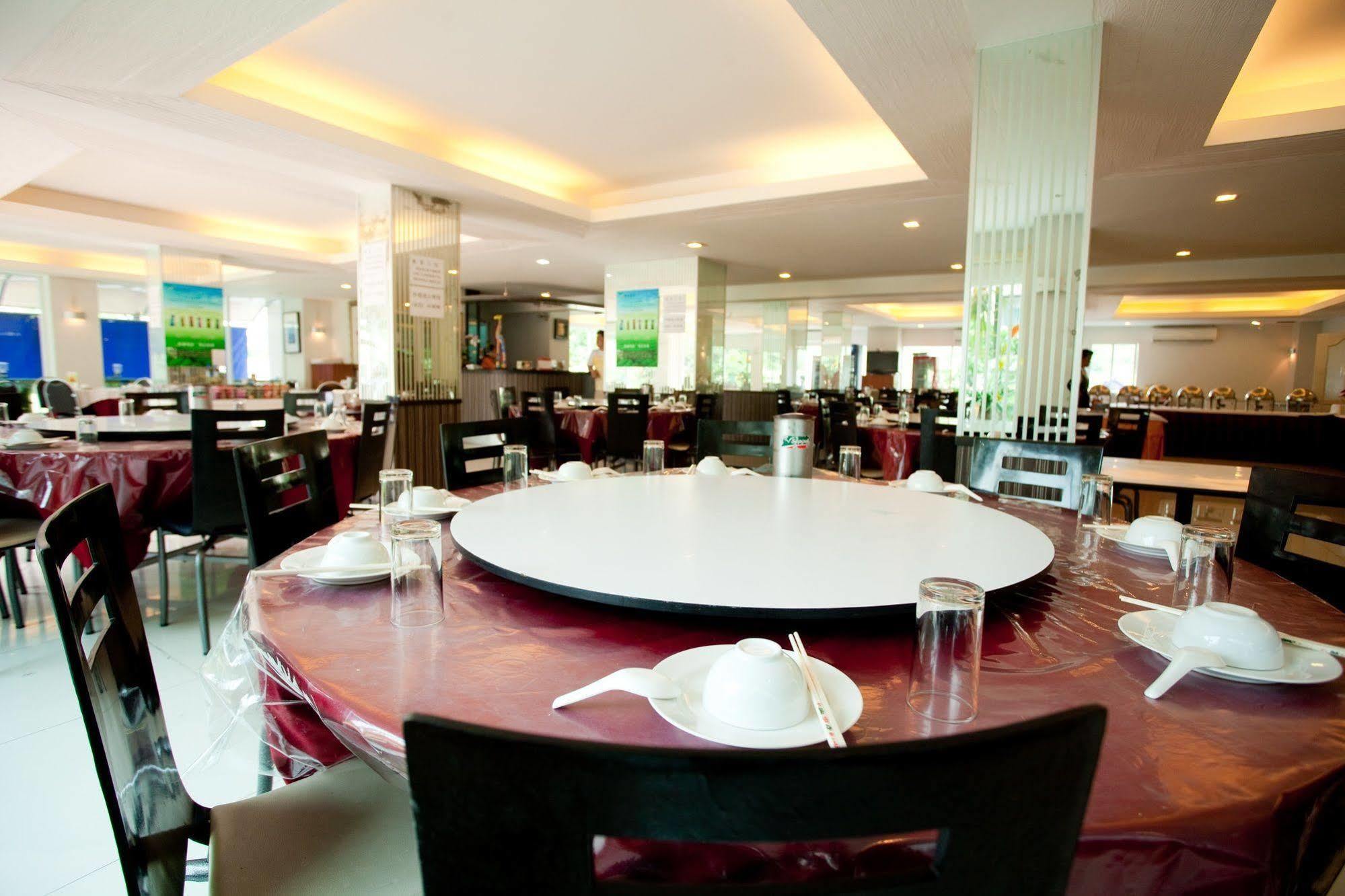 Hotel The Platinum Bangkok
