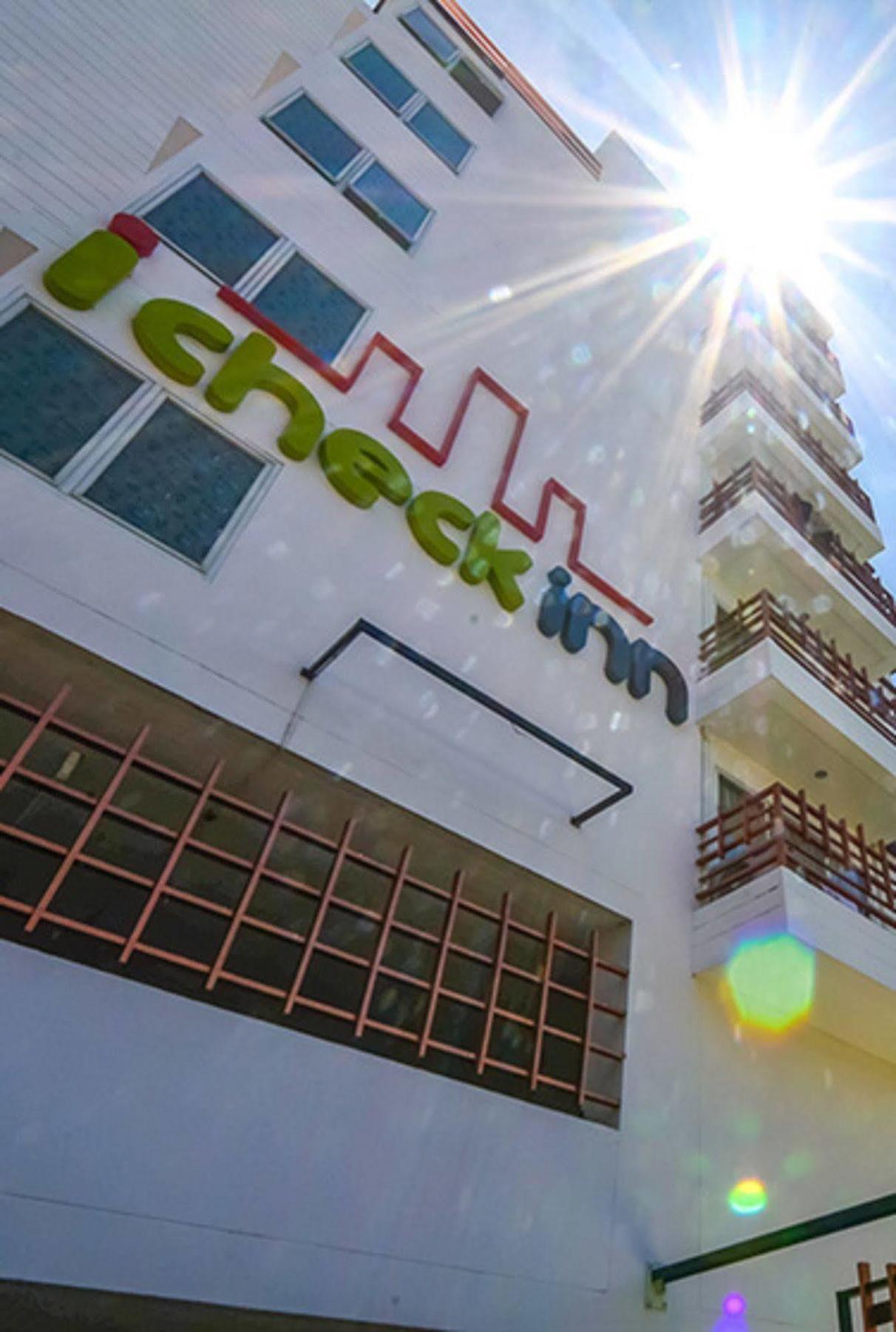 Icheck Residences Sathorn Hotel