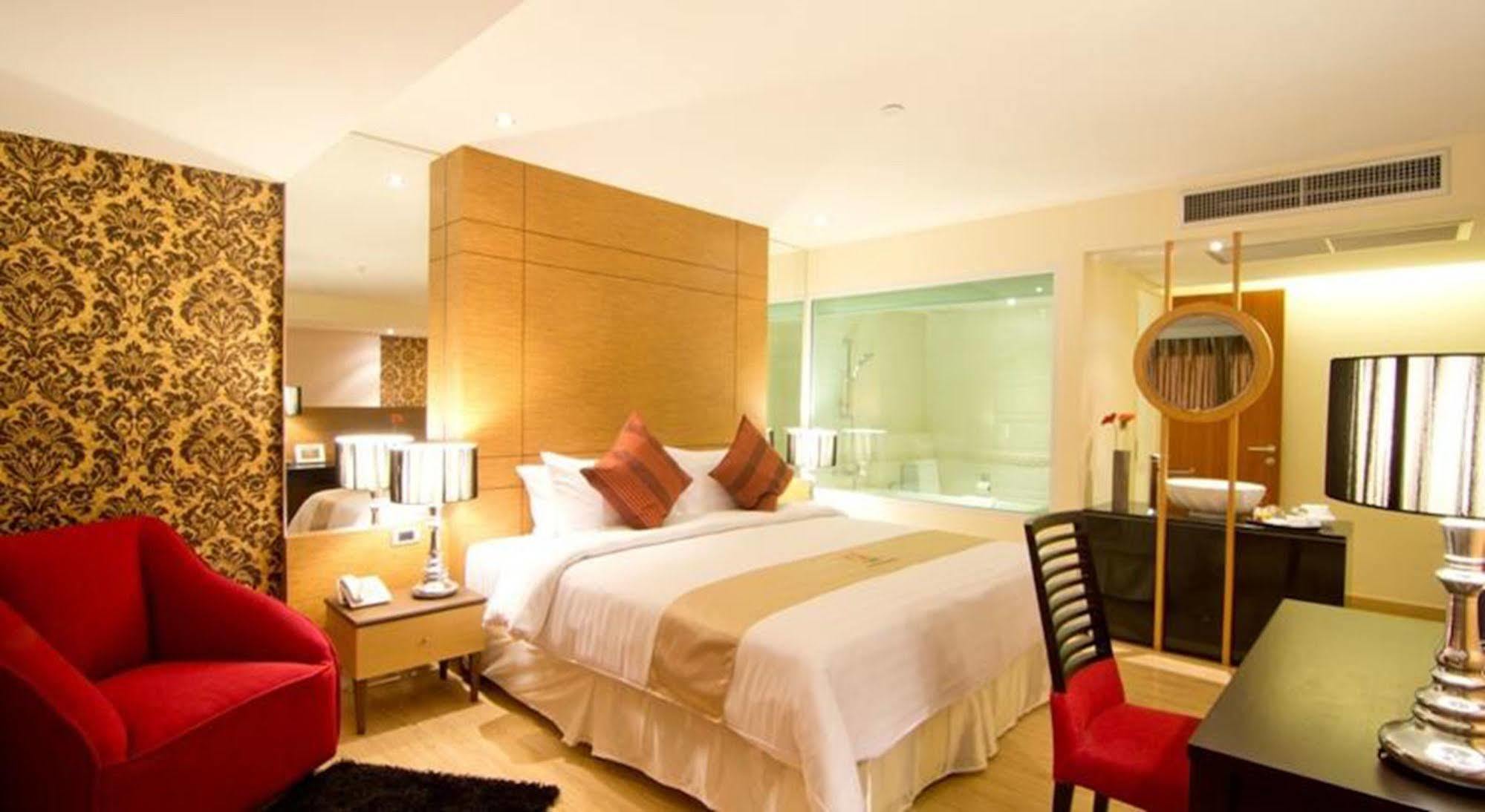 Grand Lord Boutique Hotel- Sha Extra Certified 5* Bangkok
