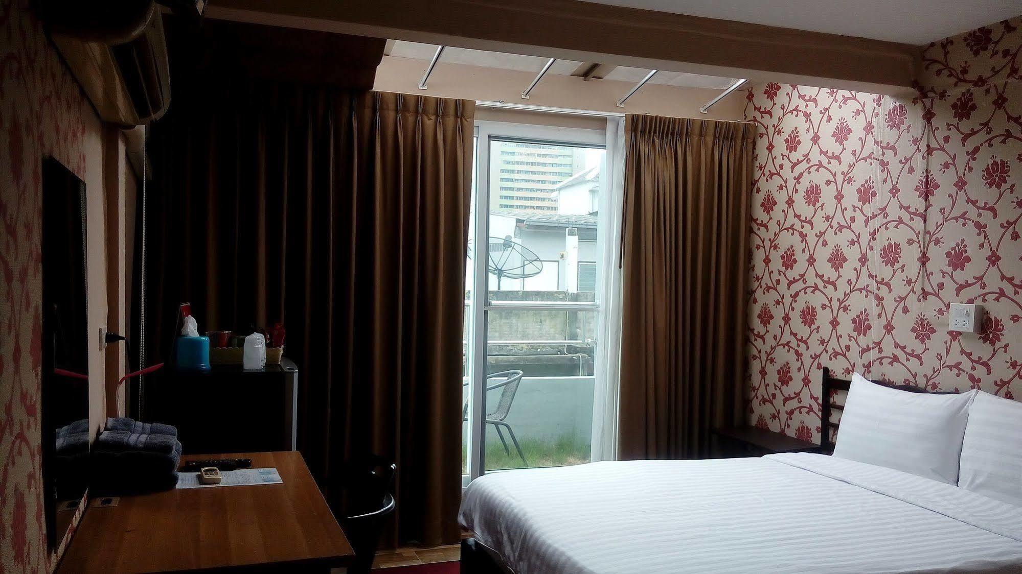 Decordo Hostel