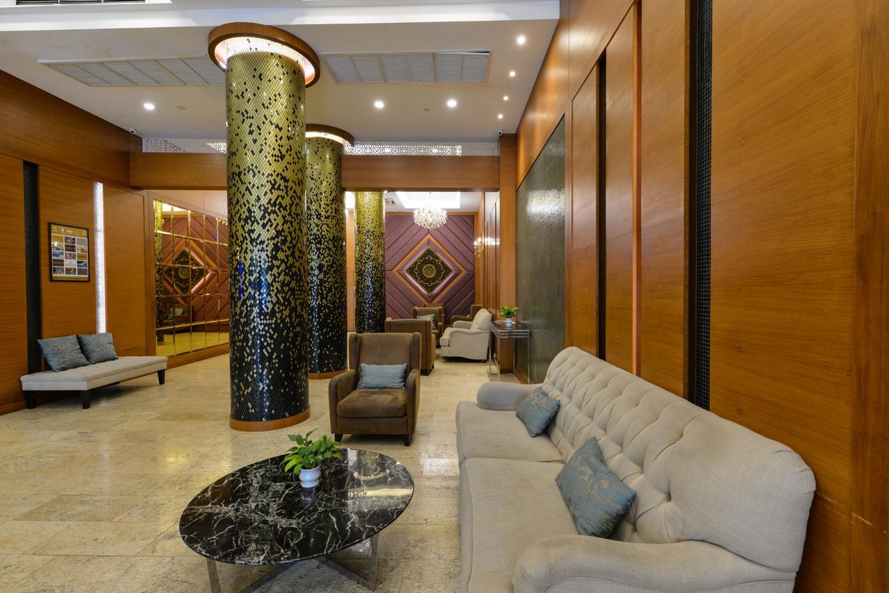 Arawana Regency Park Sukhumvit 4*