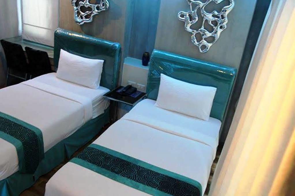 Blutique Hotel 3*