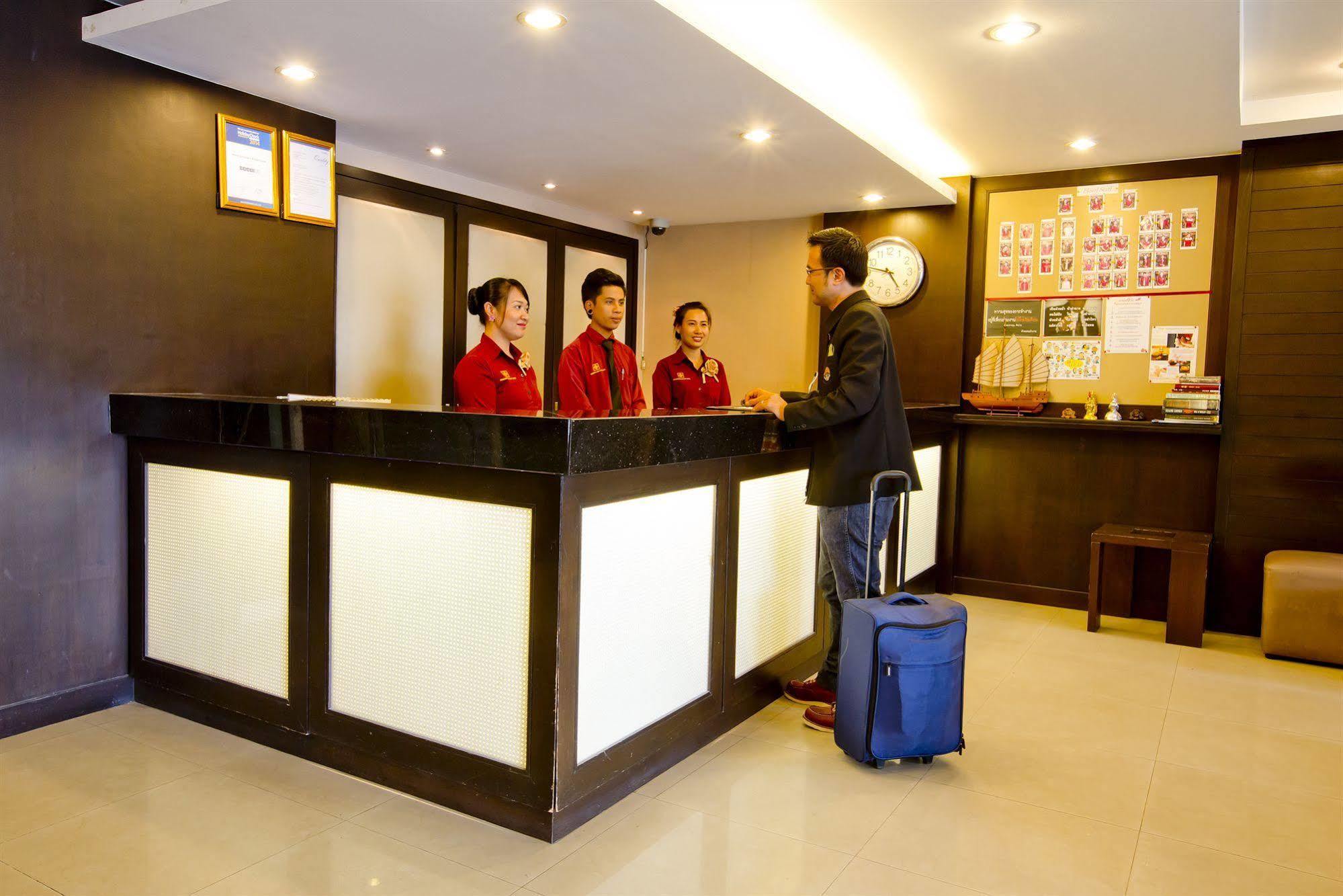 Hotel Sinsuvarn Airport 4*